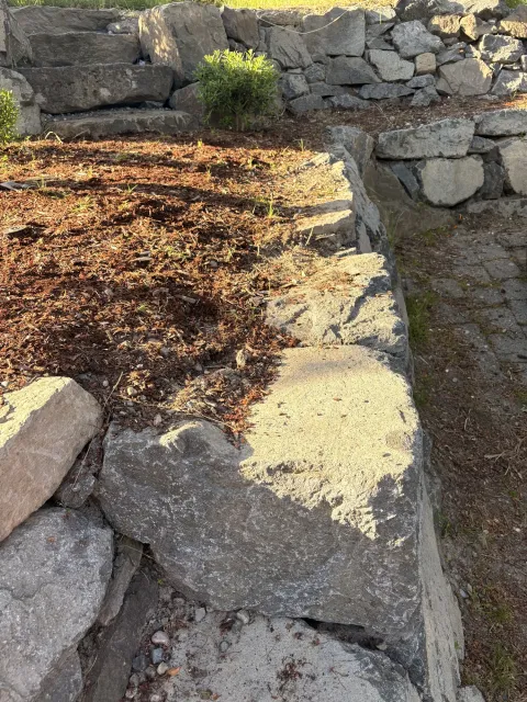 Dry stone driveway wall and walkway project, photo 11